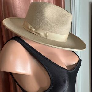 GIGI PIP Cream Wide-Brim Wool Fedora with Grosgrain Band